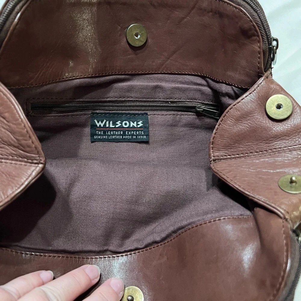 Wilsons Leather Shoulder Bag